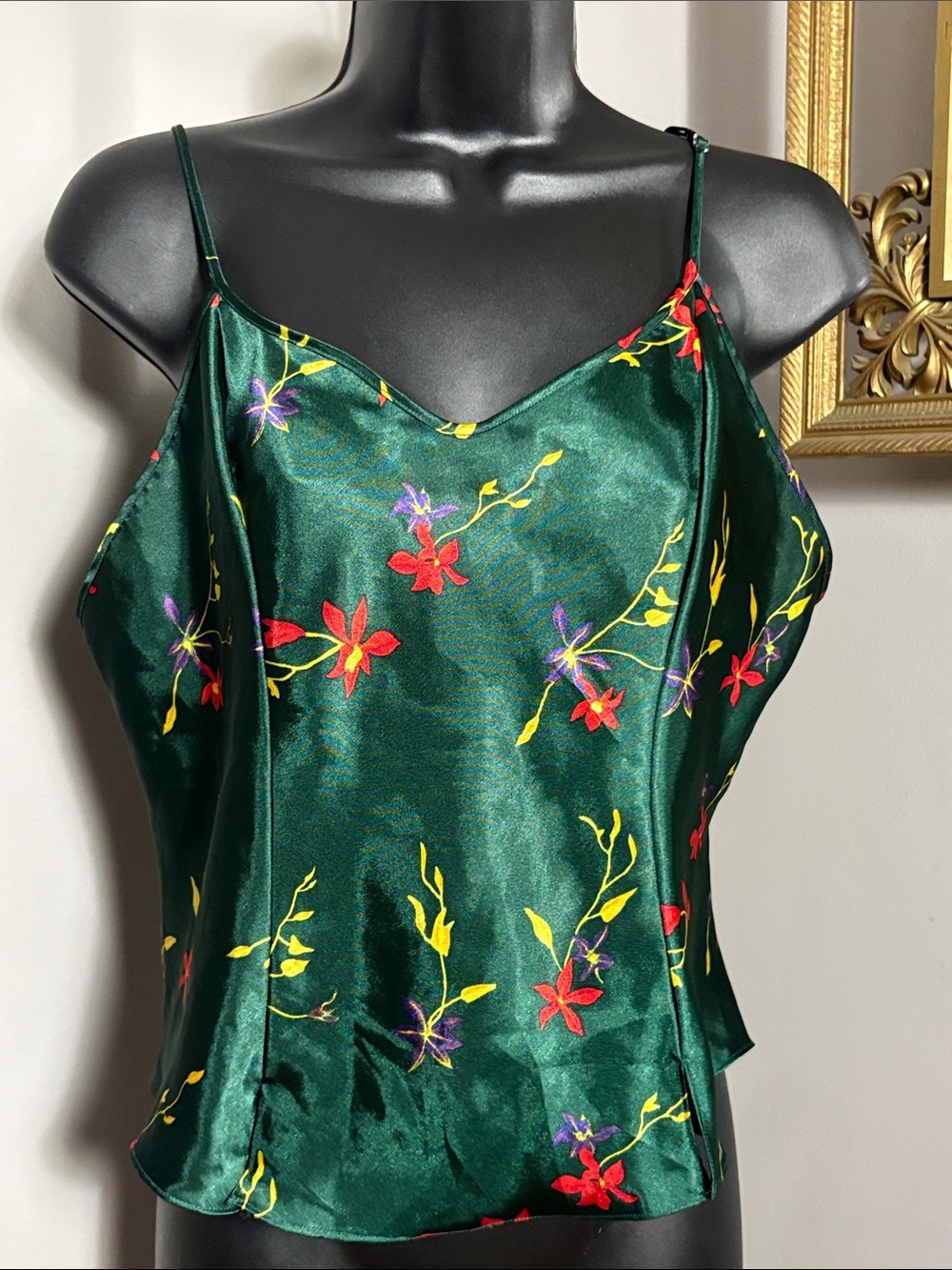 Frederick’s of Hollywood Medium Floral Satin Camisole Tank Top Emerald Green